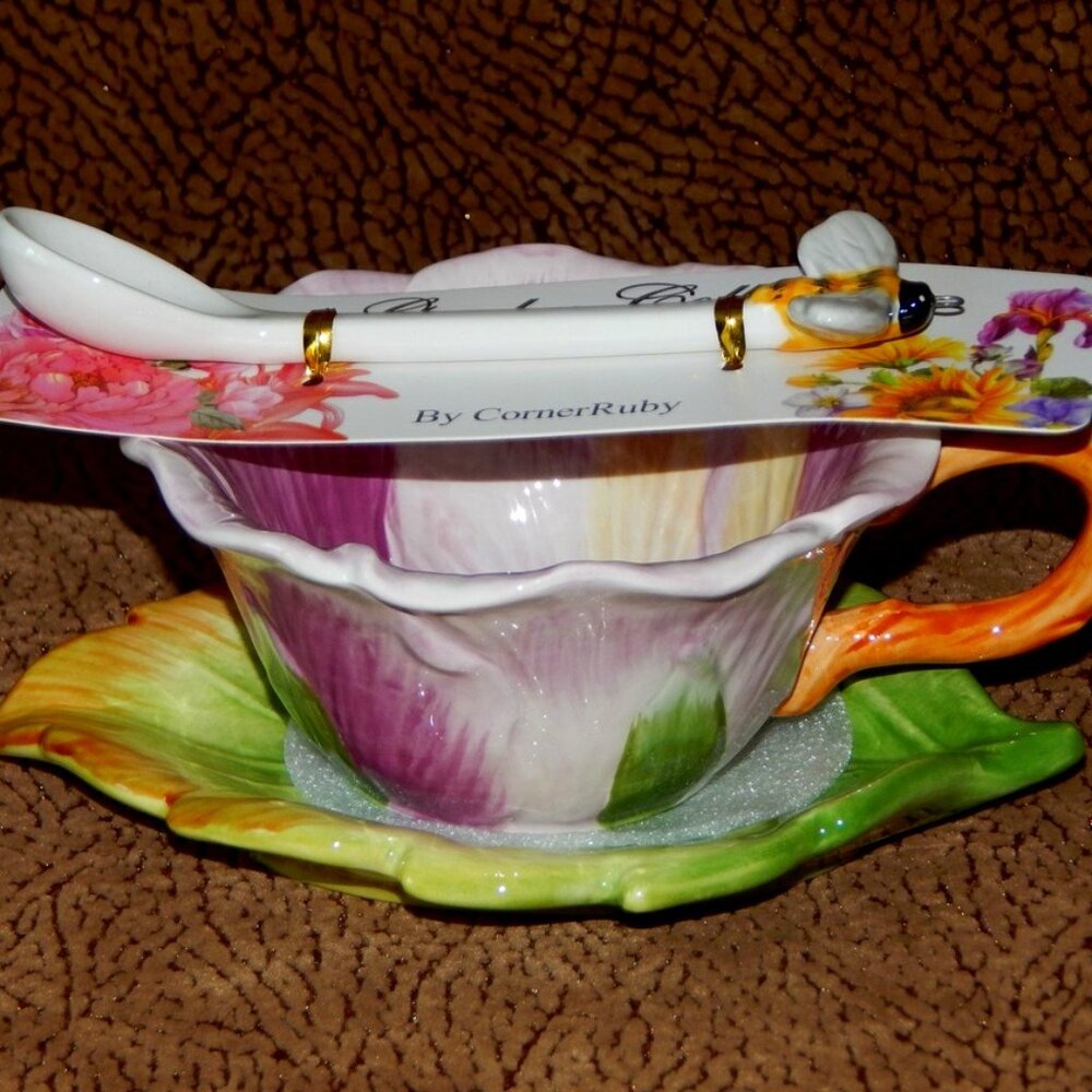 Corner Ruby Garden Collection Lilac Flower Shaped Teacup Leaf Saucer Spoon Set